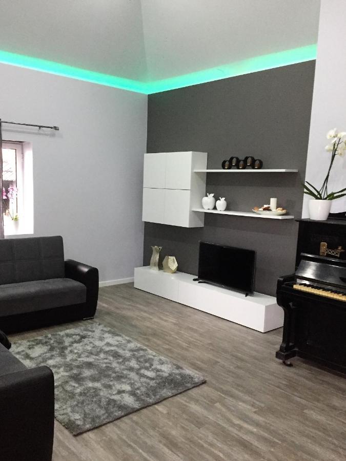 Cottage Quinze, Contemporary Designed Cottage With Swimming Pool Ponta Delgada Exterior foto